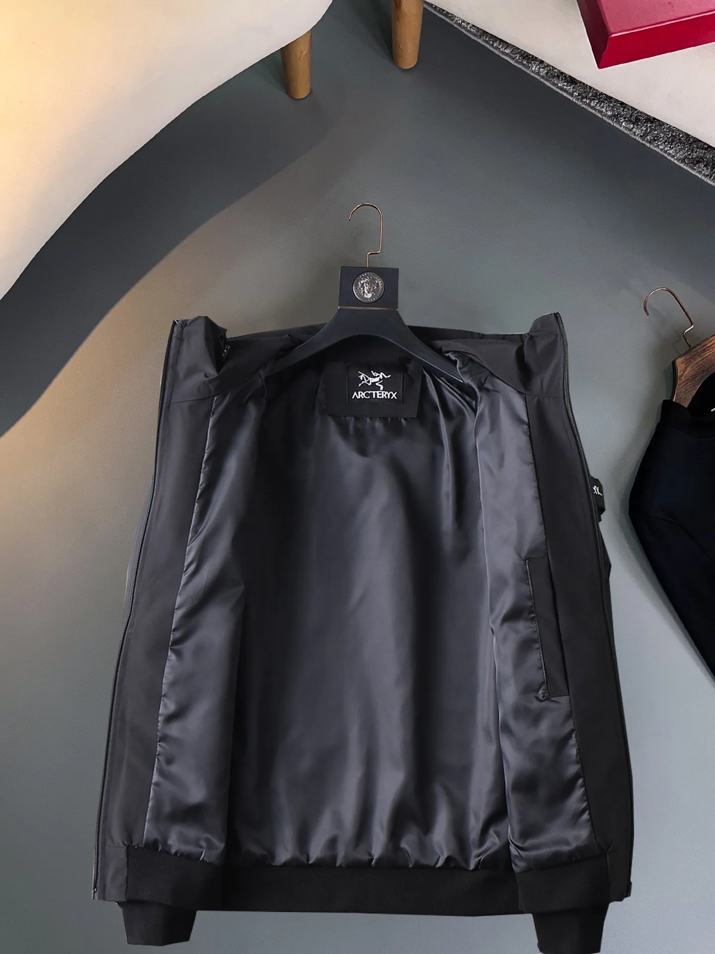 Same Style， ， 2026 New Arrival ， Original Premium Breathable ， ， ， Quality。 ， Sizes：M～3XL